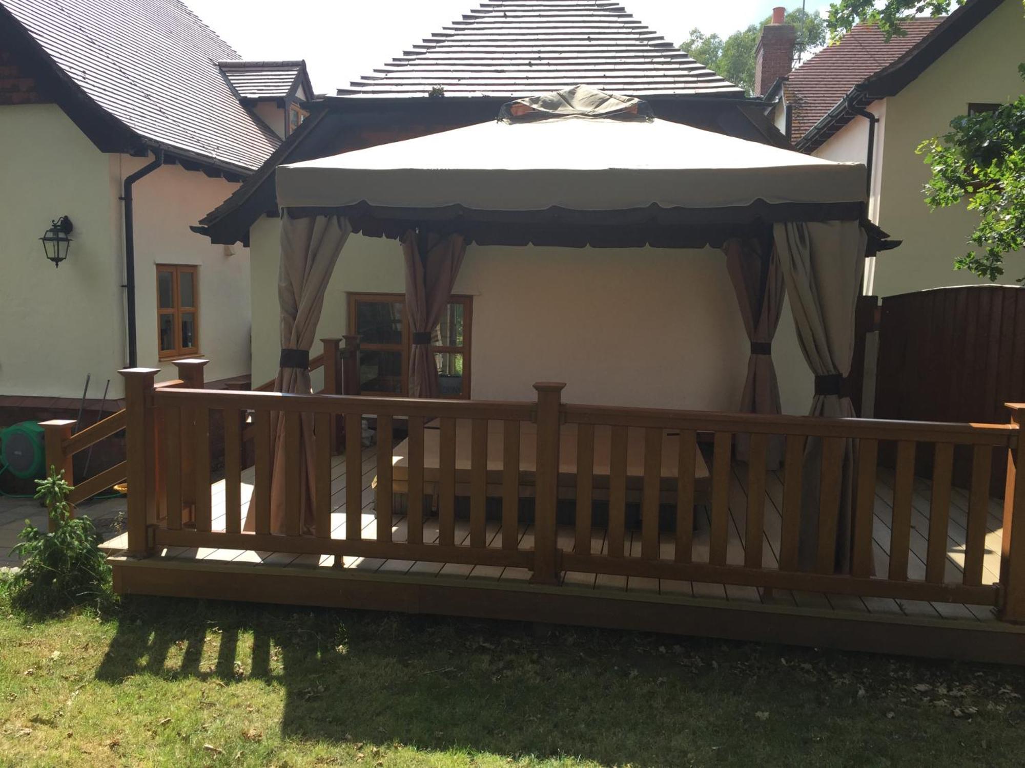 Sharons Retreat Your Own Private Lounge Bedroom Bathroom And The Use Of A Hot Tub I Also Live Here Prestatyn Extérieur photo